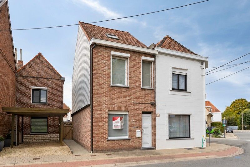 🌿 Instapklare halfopen woning met 3 slaapkamers, tuin, garage en zonnepanelen in Beveren-Leie TE KOOP! foto 16