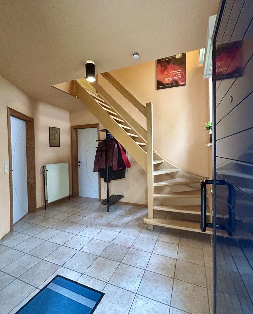 Ruime, energetische woning met 5 slaapkamers en prachtige tuin te Veltem-Beisem foto 4