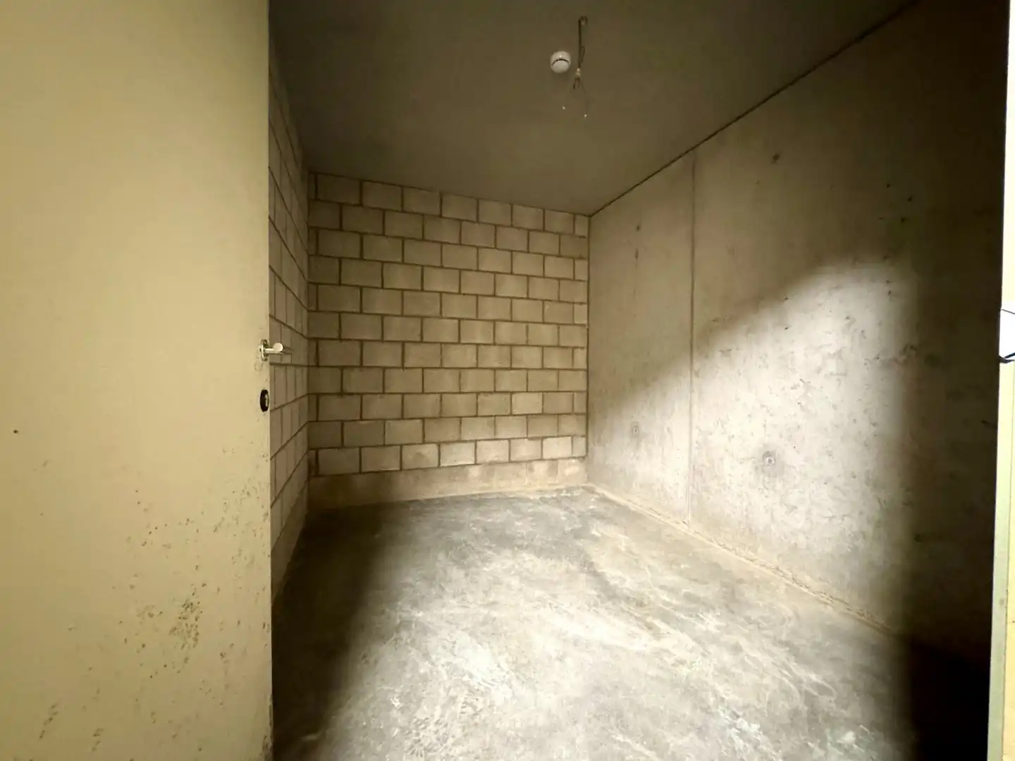 Modern appartement met 3 slaapkamers én 2 staanplaatsen te huur foto 14