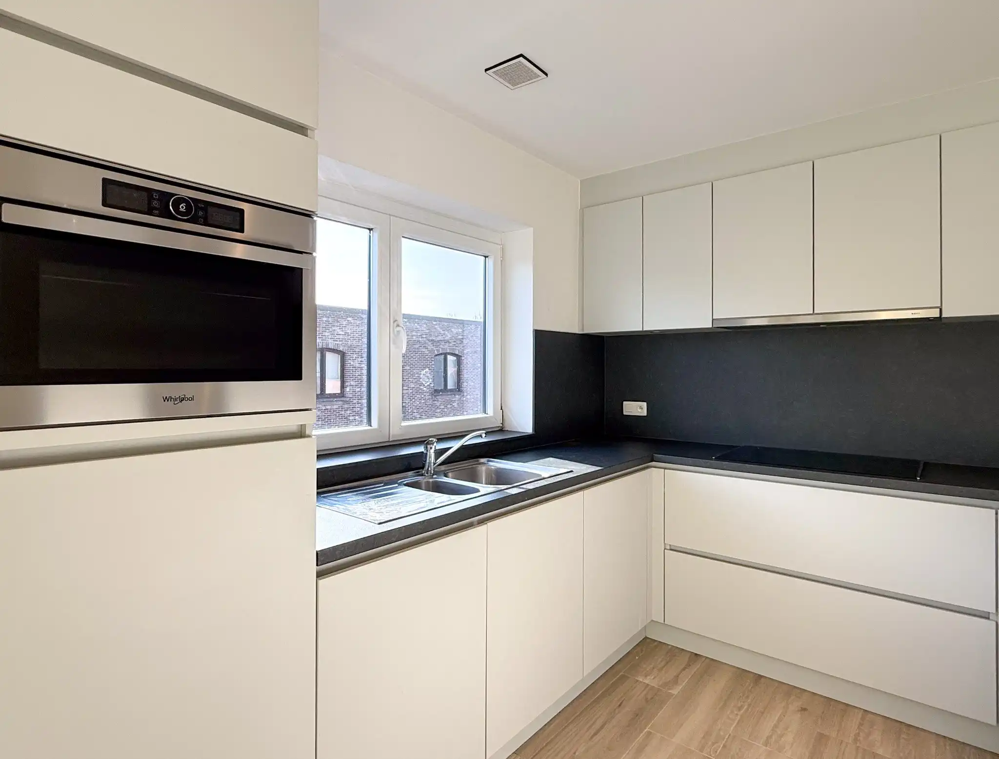 Appartement met één slaapkamer, terras en autostaanplaats in Sint-Niklaas foto 7