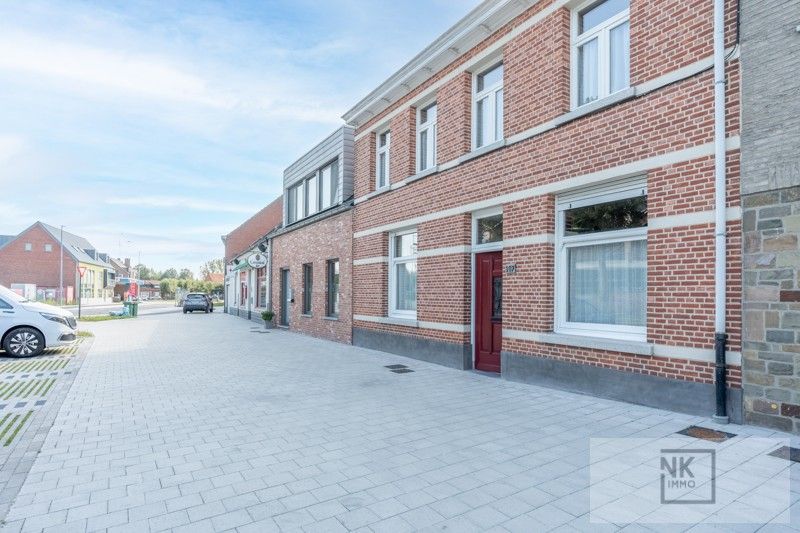 Prachtig, authentiek gerenoveerde woning met 4 slaapkamers foto 3