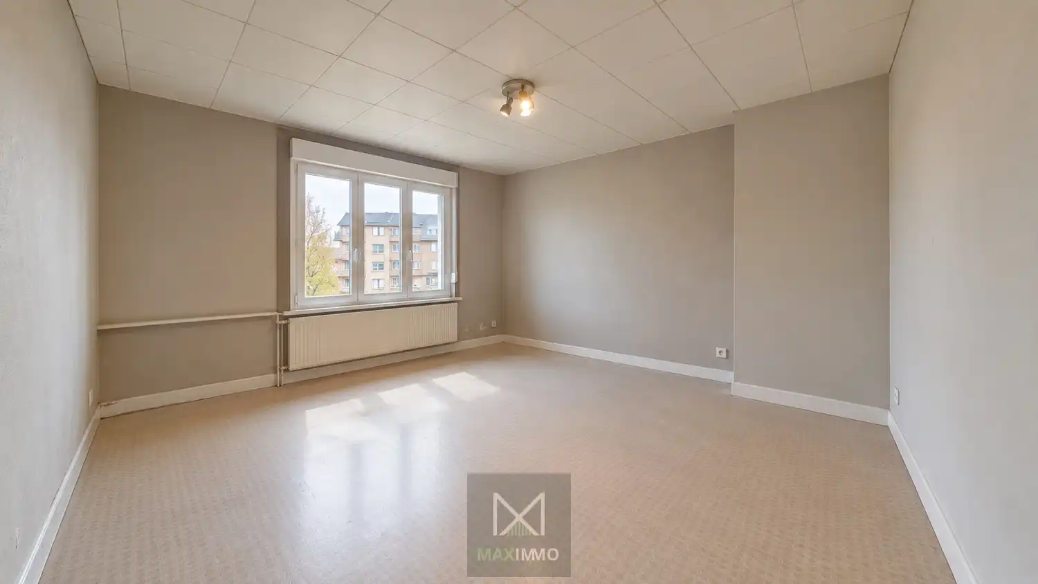 Karaktervolle herenwoning met uitzonderlijk veel ruimte en potentieel in hartje Lauwe foto 13