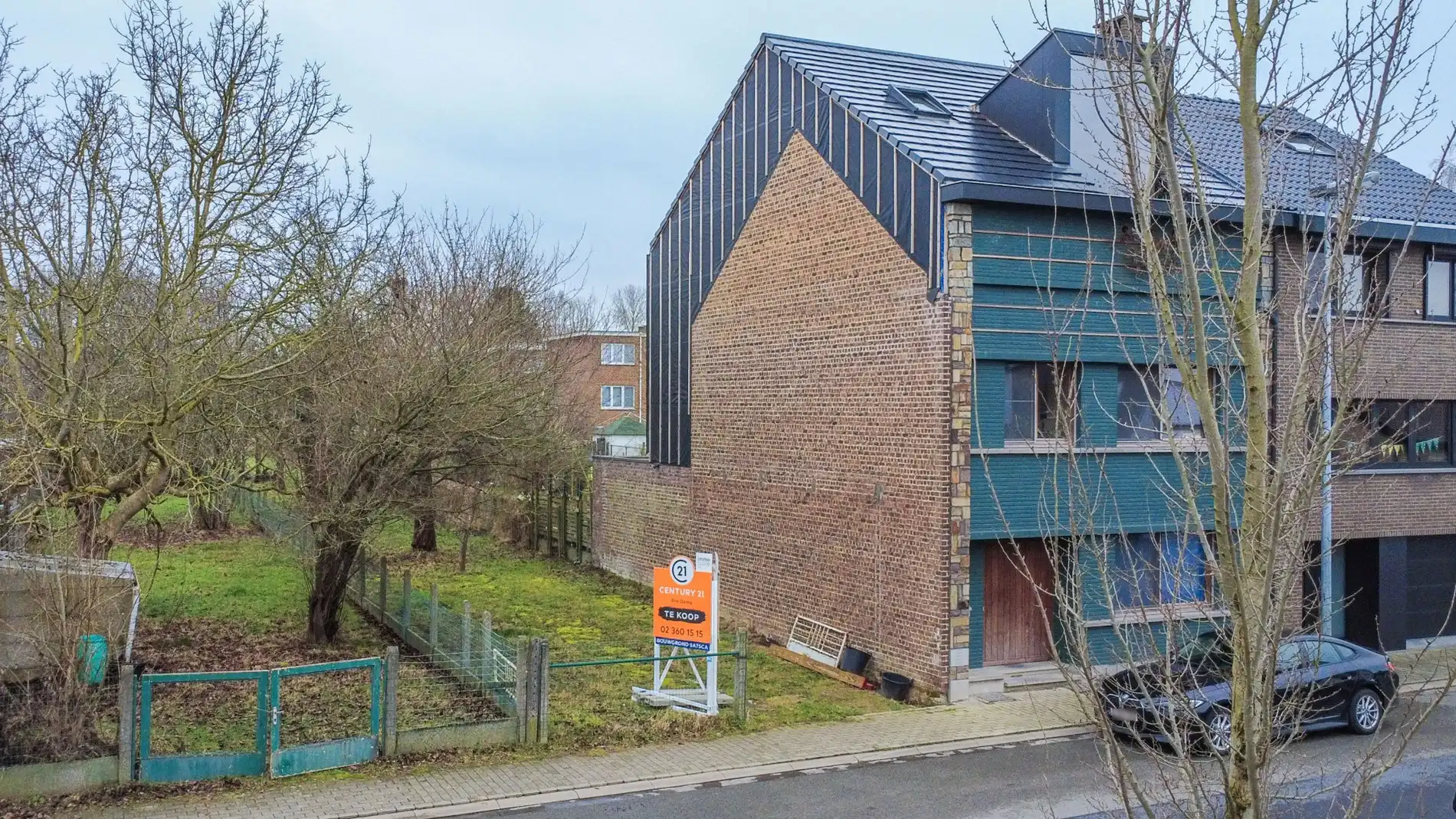 ZEER GUNSTIG GELEGEN BOUWGROND VAN 5A75! foto {{pictureIndex}}