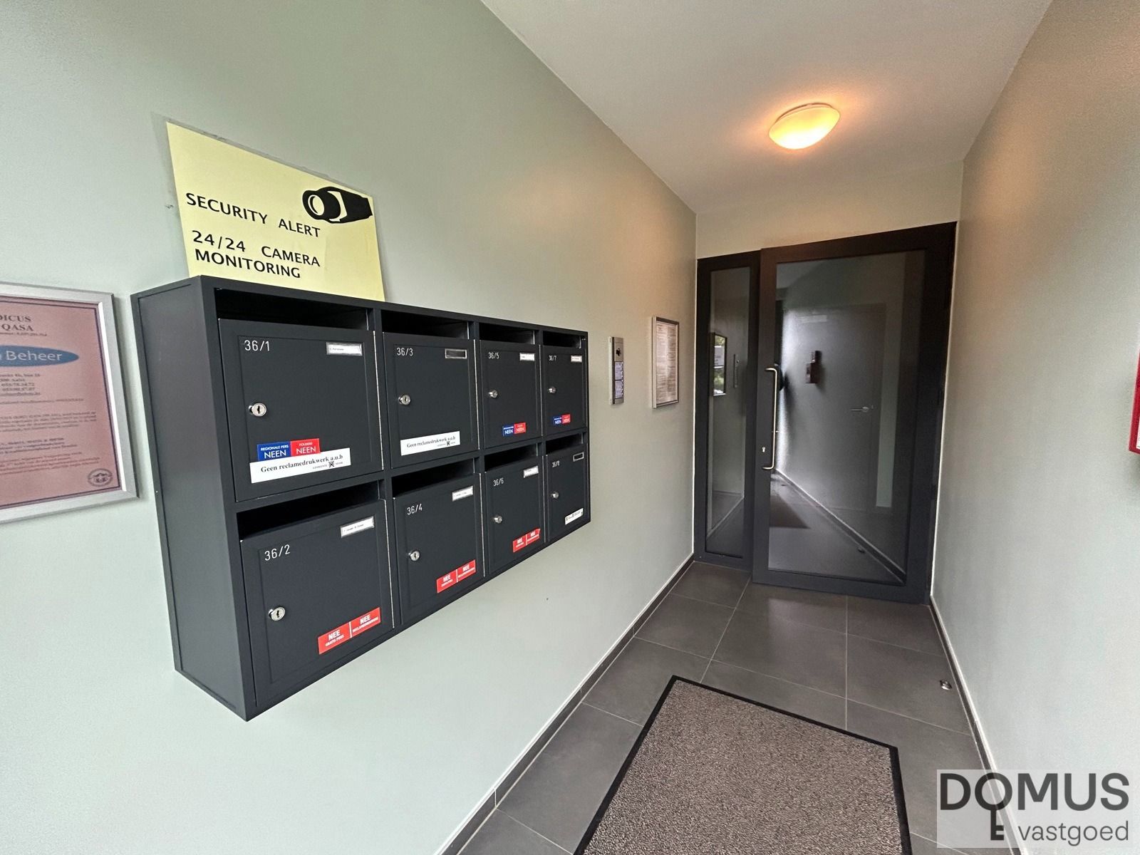 Charmant 1-slaapkamerappartement met terras en garage foto 2