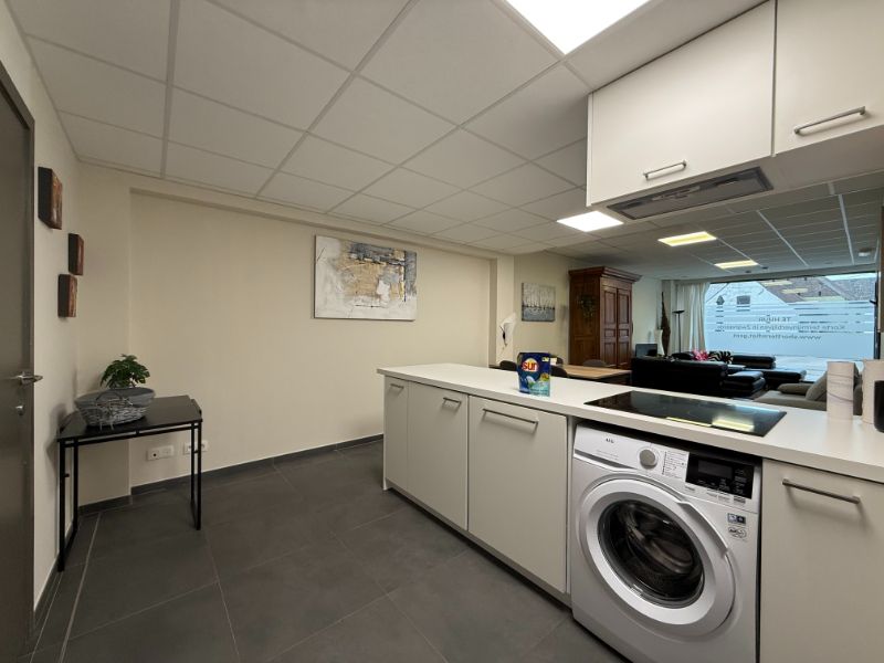 Smaakvol kantoor/praktijkruimte op commerciële ligging foto 5