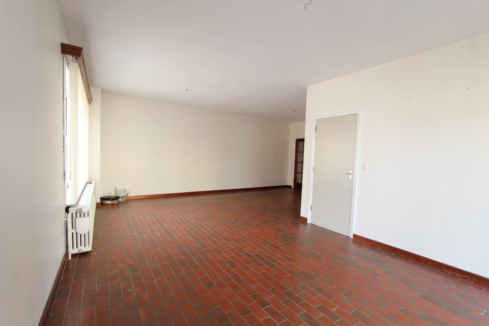 RUIM APPARTEMENT - PRACHTIG GELEGEN IN HET STADSCENTRUM foto 6