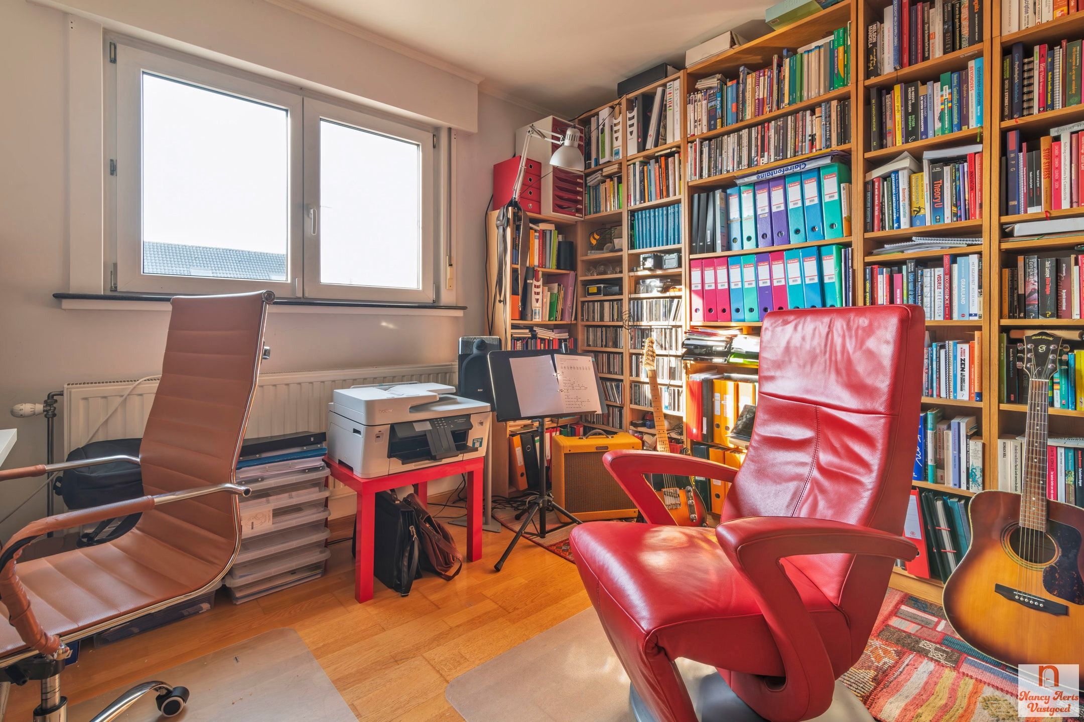Ruim, stijlvol appartement met 3 slaapkamers foto 22