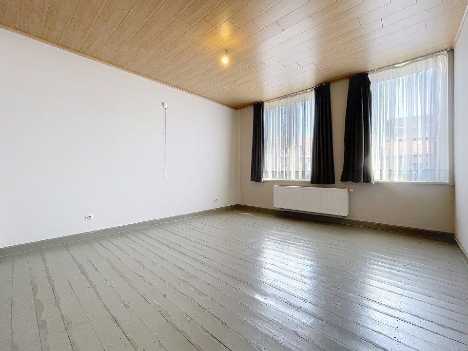 Ruime woning met grote tuin en terras in het centrum foto 8