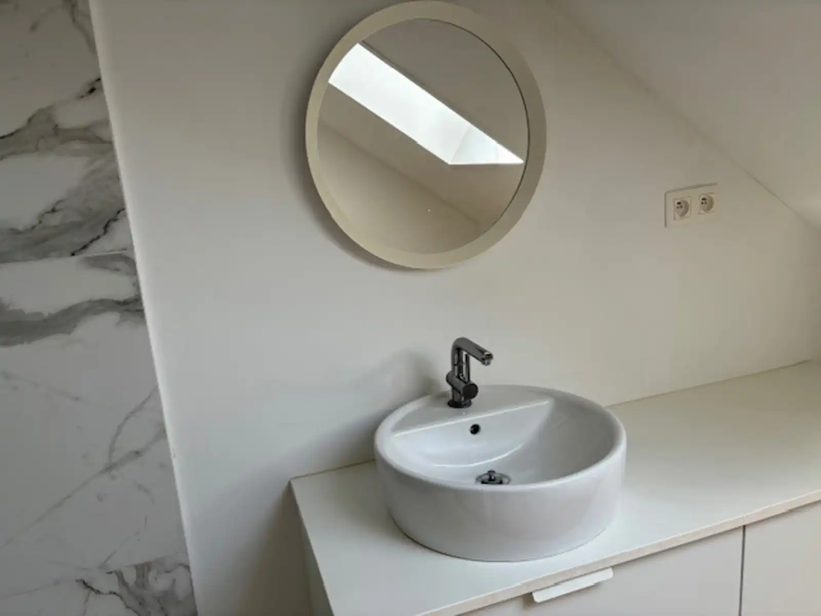 Prachtige woning 5 slpks te Landen foto 32