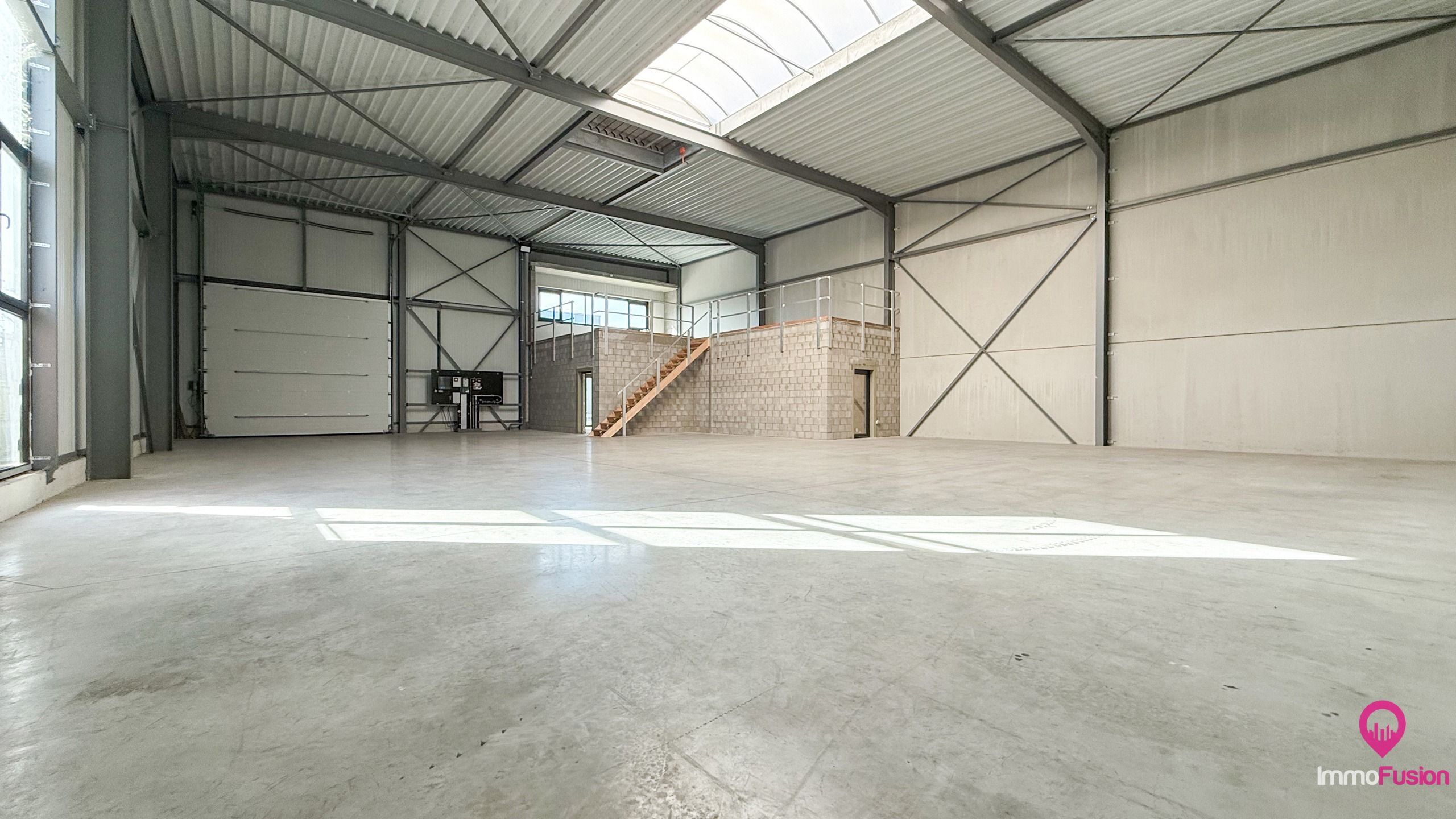 Instapklaar magazijn van 440m² op een uitstekende locatie! foto 18