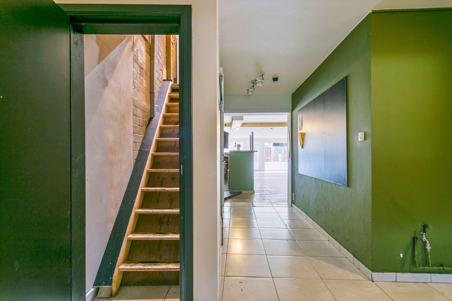 HANDELSPAND MET WOONST, TOP LOCATIE TE DIEST! foto 12