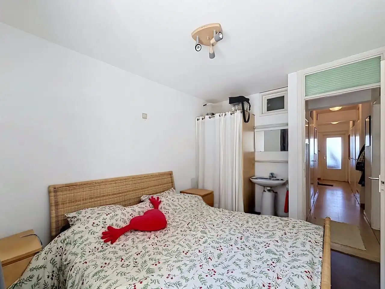 Praktisch ingedeeld appartement met frontaal zeezicht foto 14