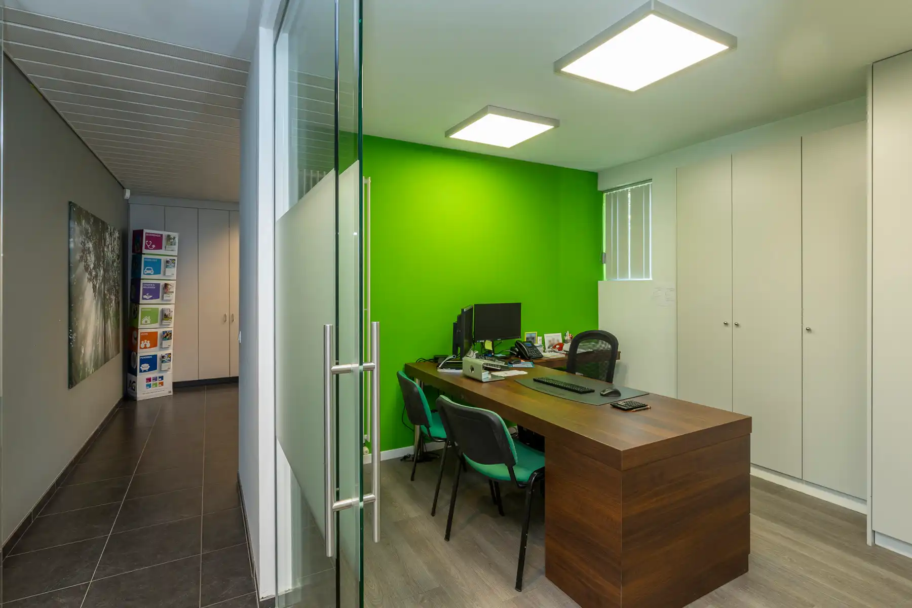 Kantoorgebouw te koop in Waarschoot – uitstekende ligging en energiezuinig! foto 9