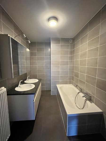 Luxe appartement met 3 slaapkamers en 2 terrassen foto 13