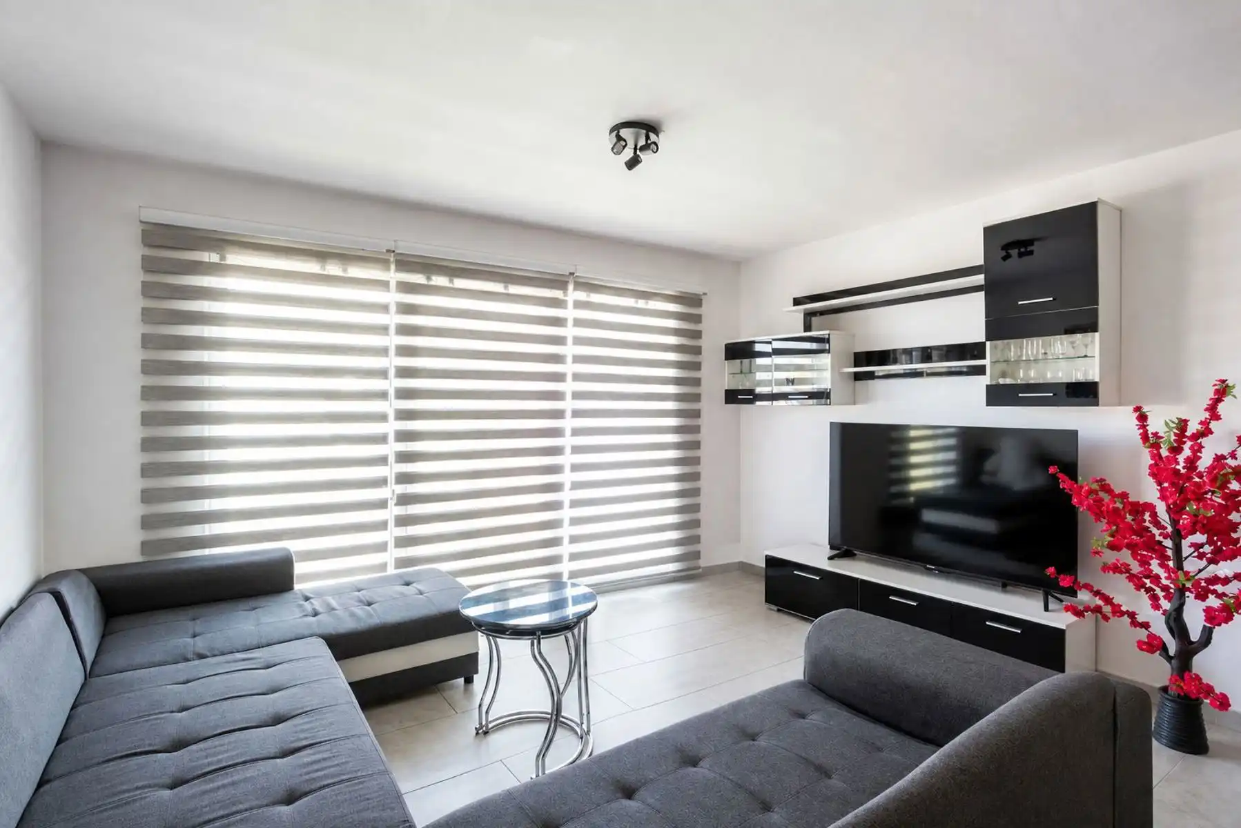 Instapklaar appartement met garage te Burst! foto 10
