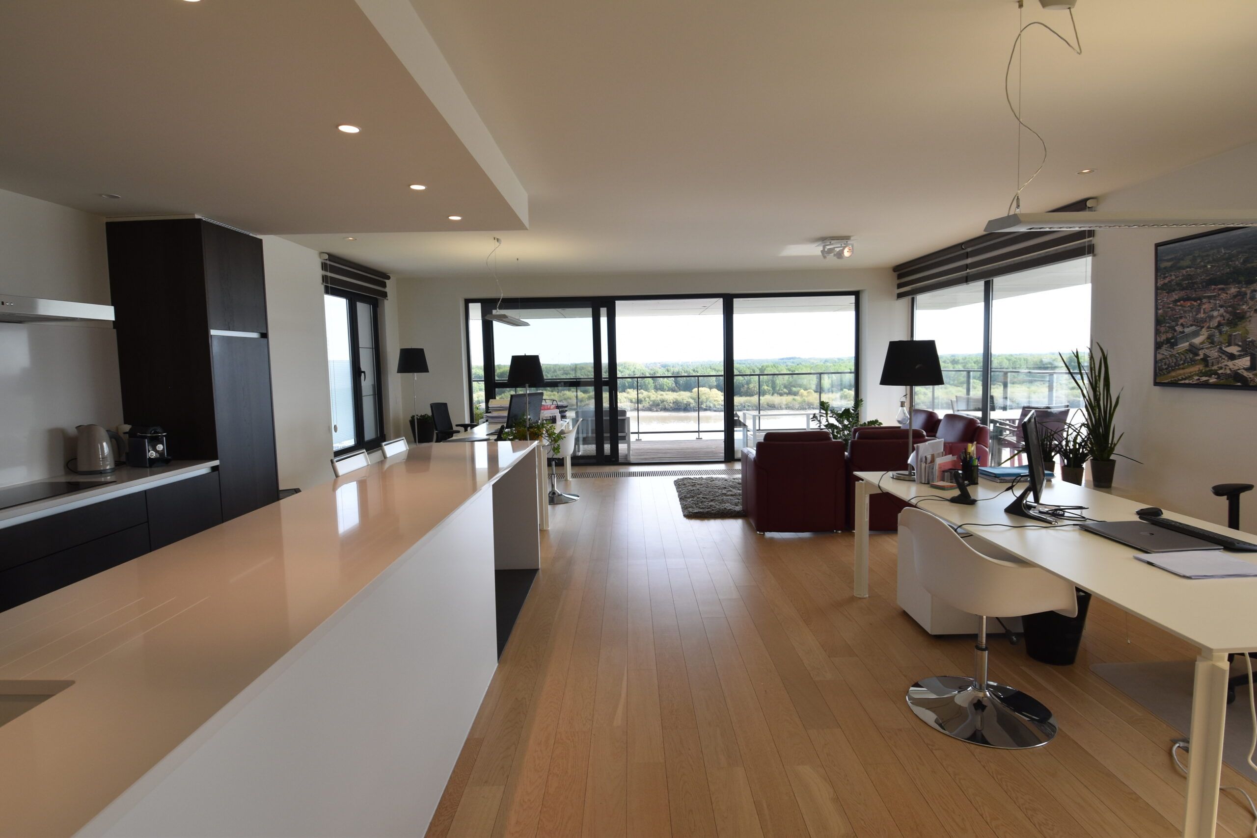 Trendy appartement op topligging aan de Schelde foto {{pictureIndex}}