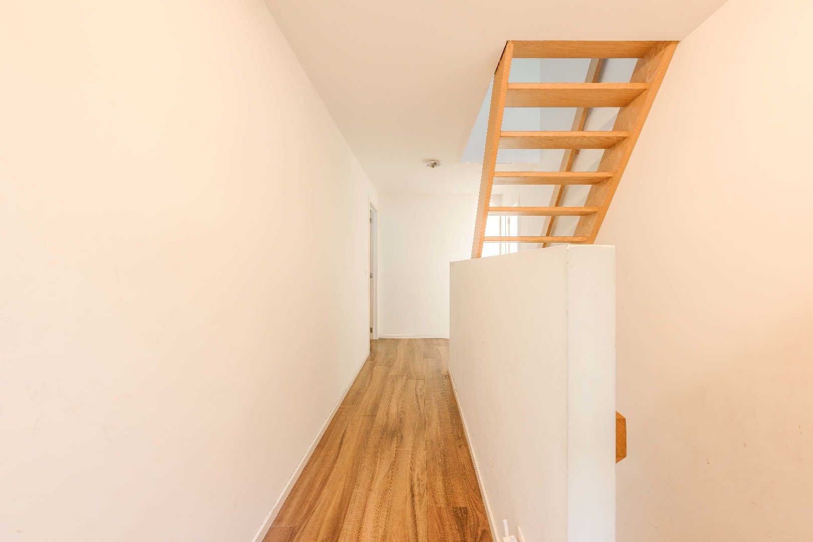 RECENT GERENOVEERDE ENERGIEZUINIGE GEZINSWONING OP TOPLOCATIE!! foto 6