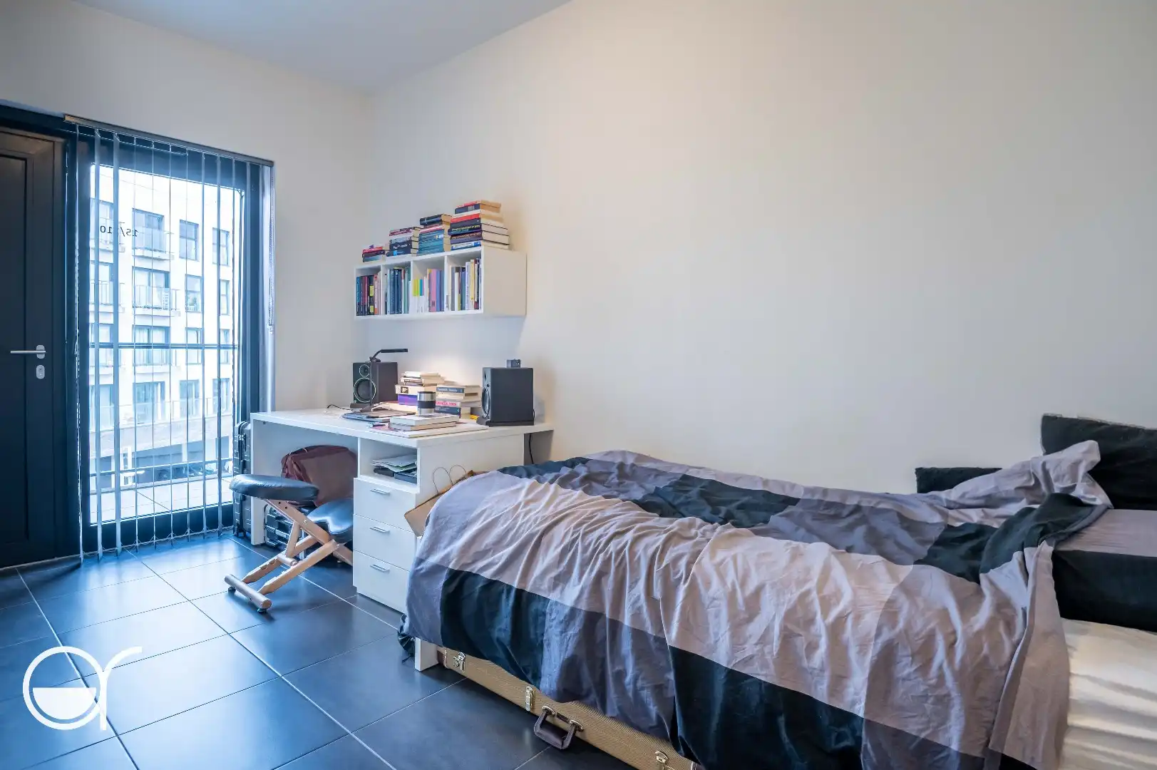 Studentenkamer met eigen douche en kitchenette in "Blaisantpark" foto 6