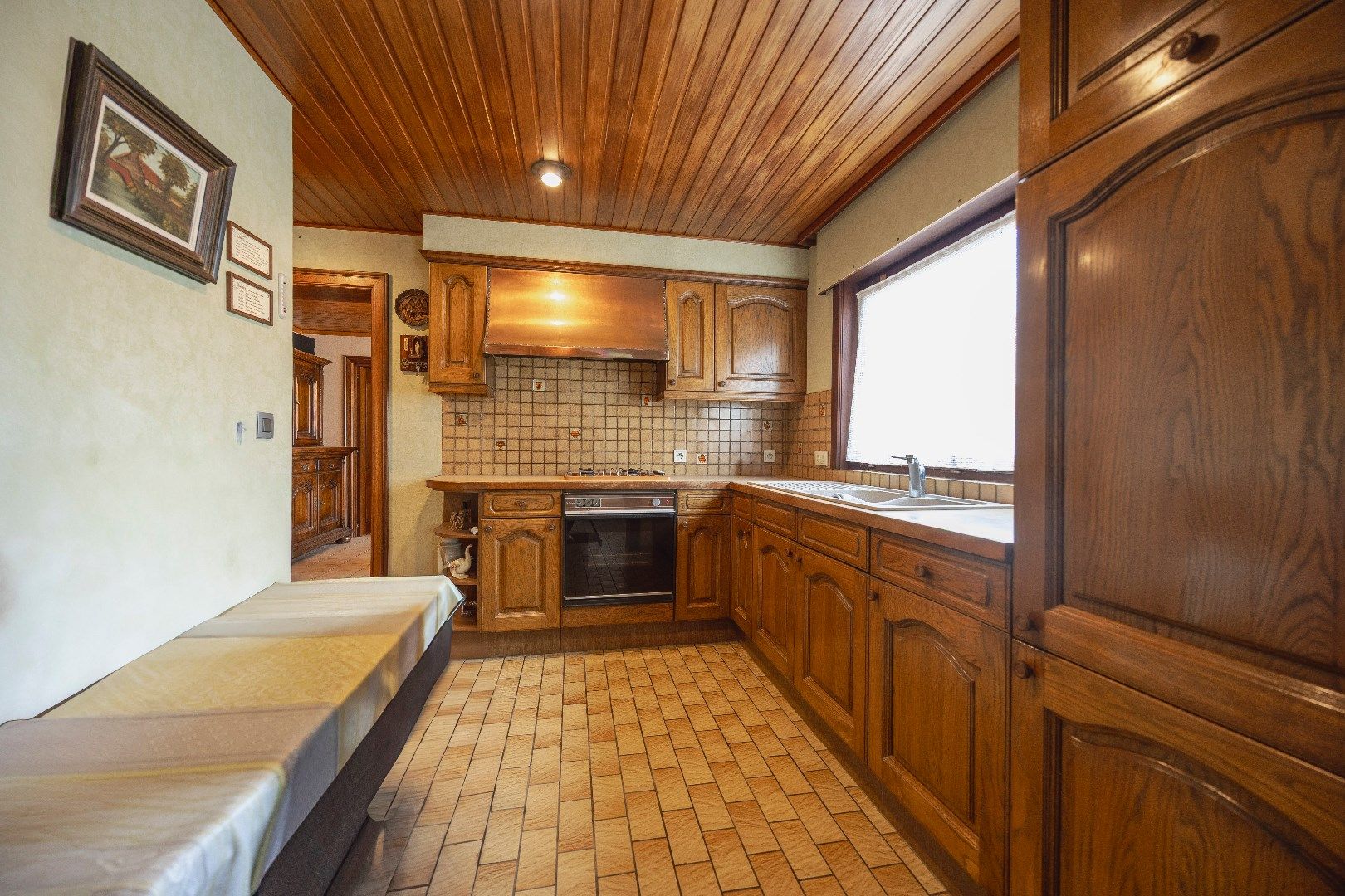Kloeke halfopen woning op rustige locatie.  foto 8