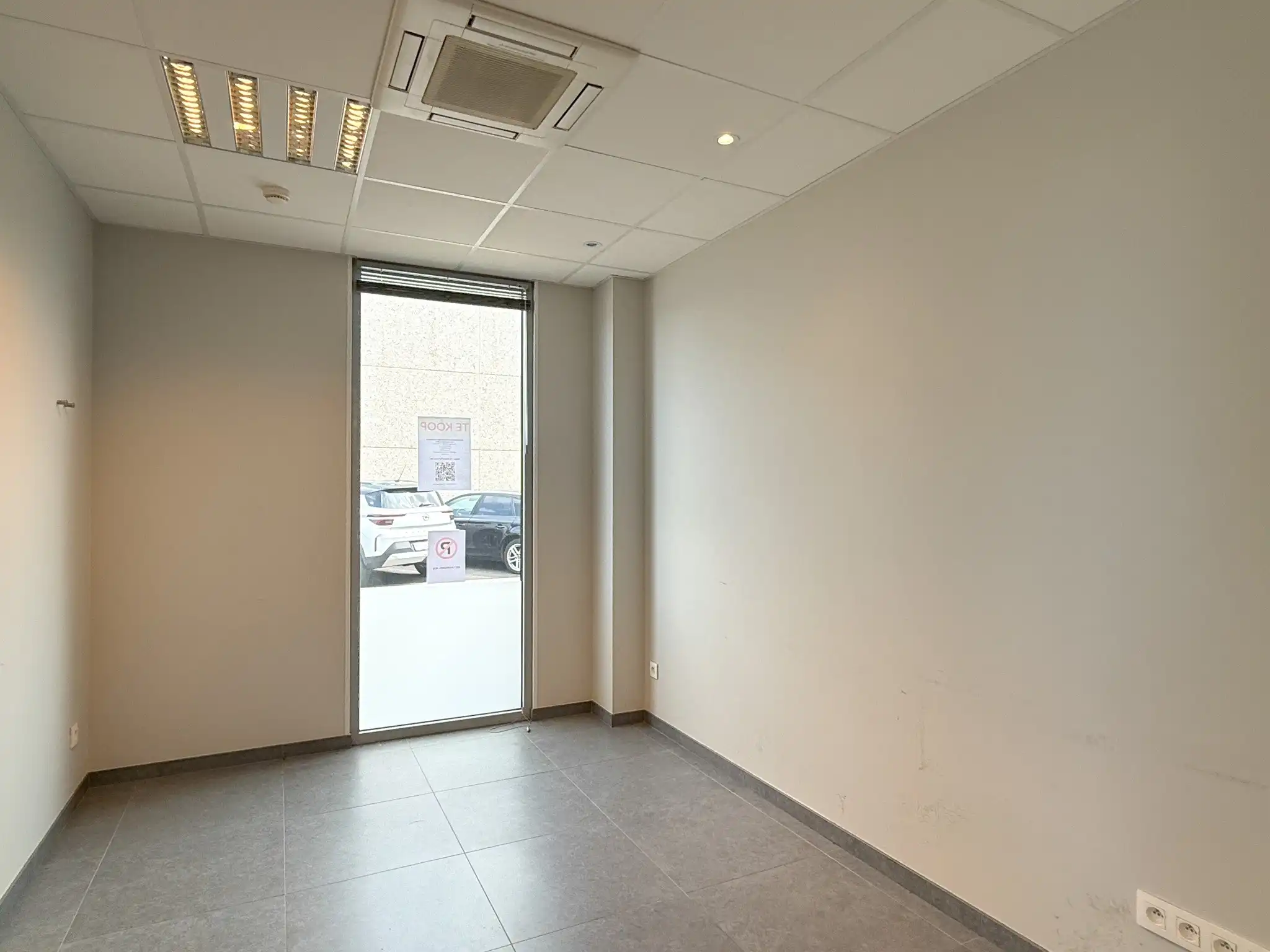 Veelzijdig bedrijfsgebouw met tal van mogelijkheden op een strategische locatie foto 6