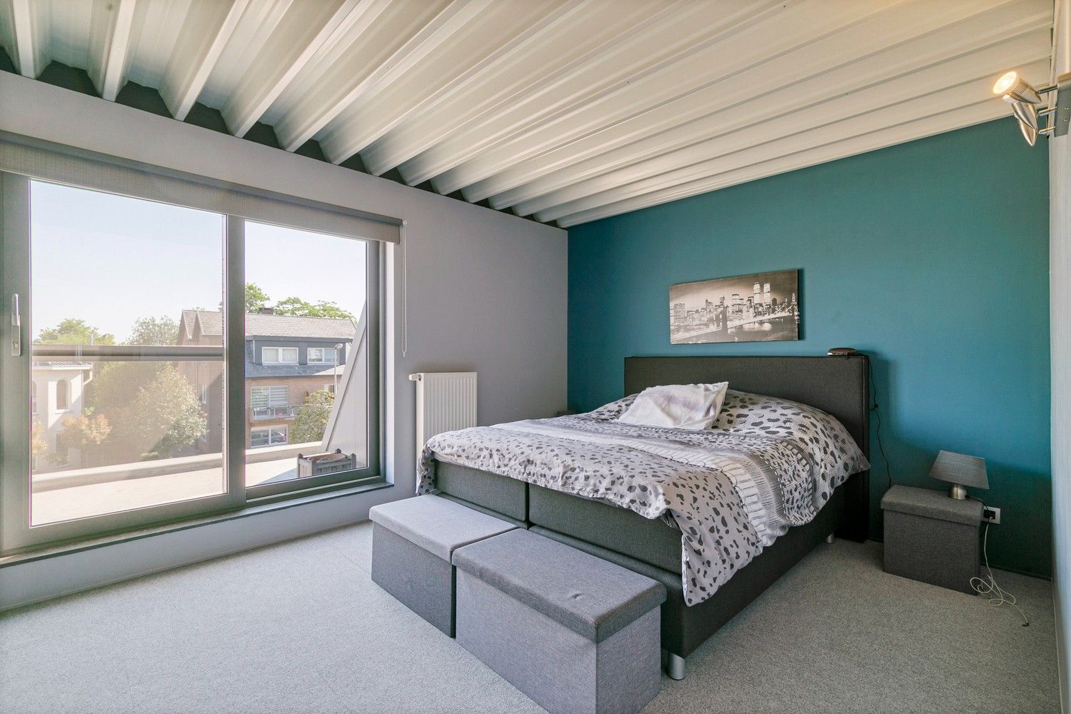 Handelsruimte met luxe duplex-appartement en verhuurde loodsen op het industrieterrein in Lanaken foto 38