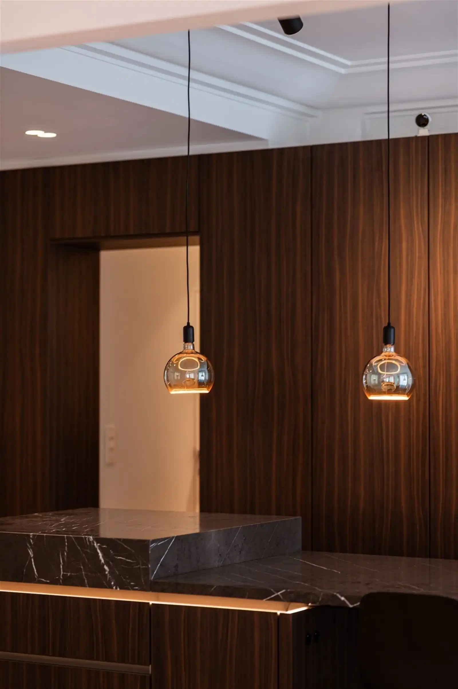 CAMBRE – Uitzonderlijk luxueus gelijkvloersappartement met tuin tegenover Ter Kamerenbos

  foto 10