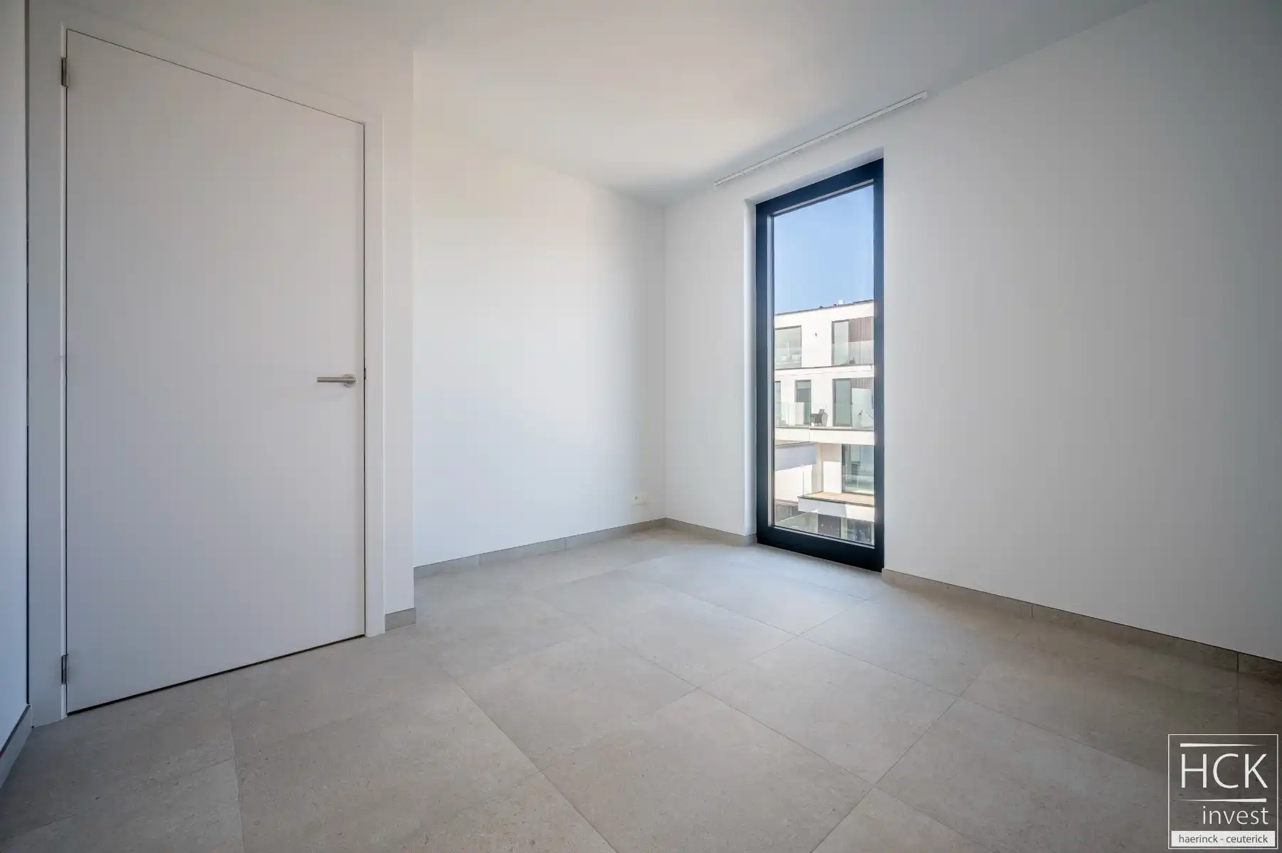 KRUISHOUTEM - Luxueus NIEUWBOUW hoekappartement met 2 SLPK. en groot terras! foto 12