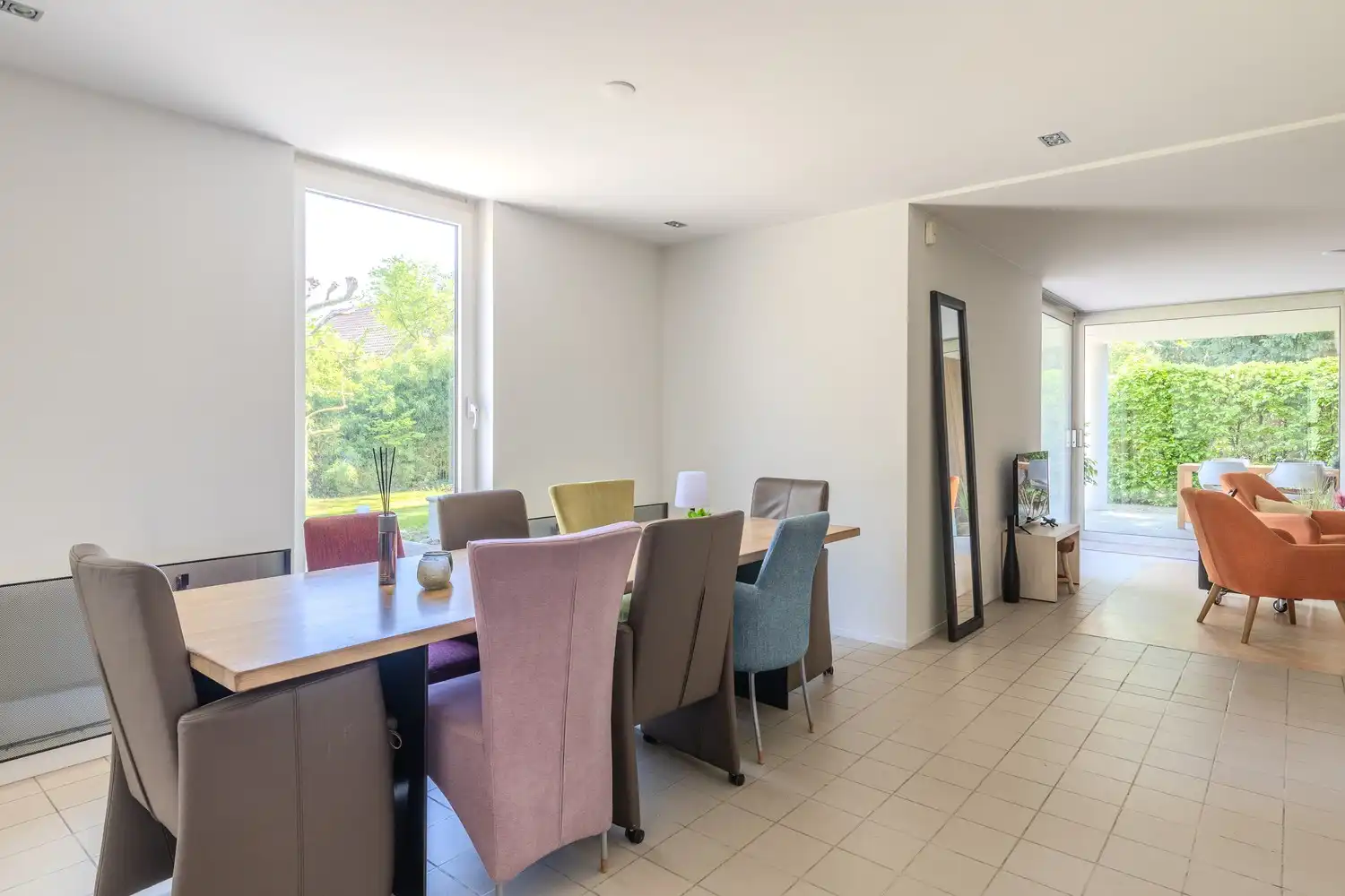 Moderne villa met ruime leefruimte, 4 slaapkamers en 2 badkamers op 13 are in gegeerde buurt Neerharen- Lanaken foto 11