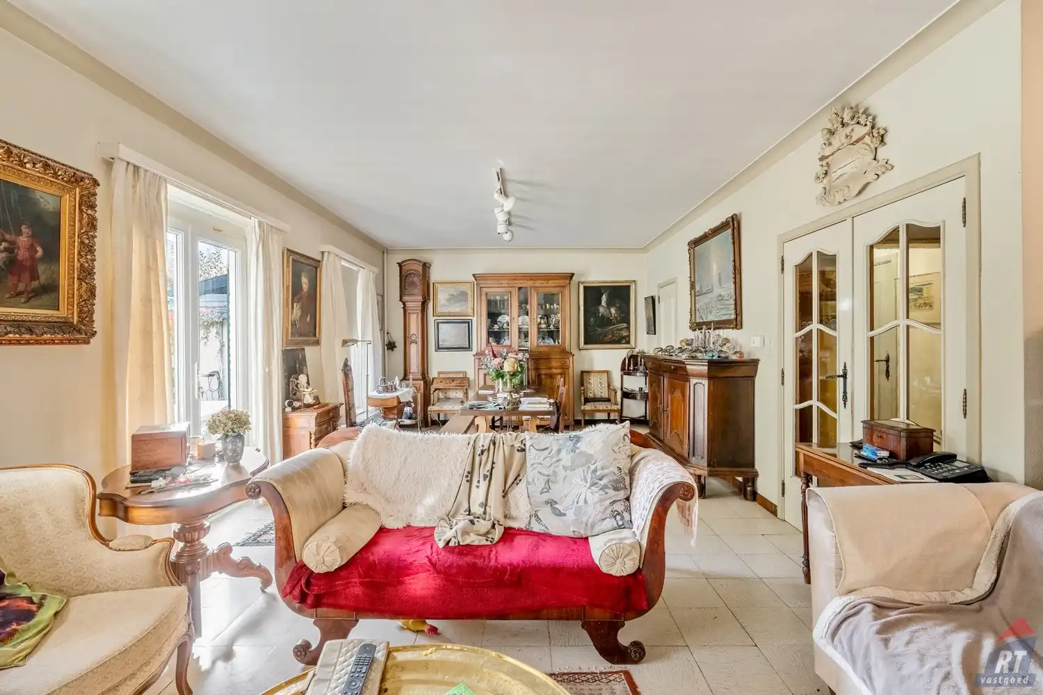 Ruime halfopen woning met potentieel, gunstig gelegen nabij centrum Sint-Truiden foto 7