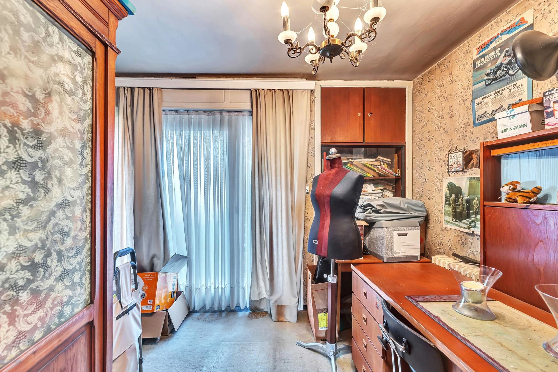 Solide te renoveren HOB met 4 slpks, garage en tuin foto 18