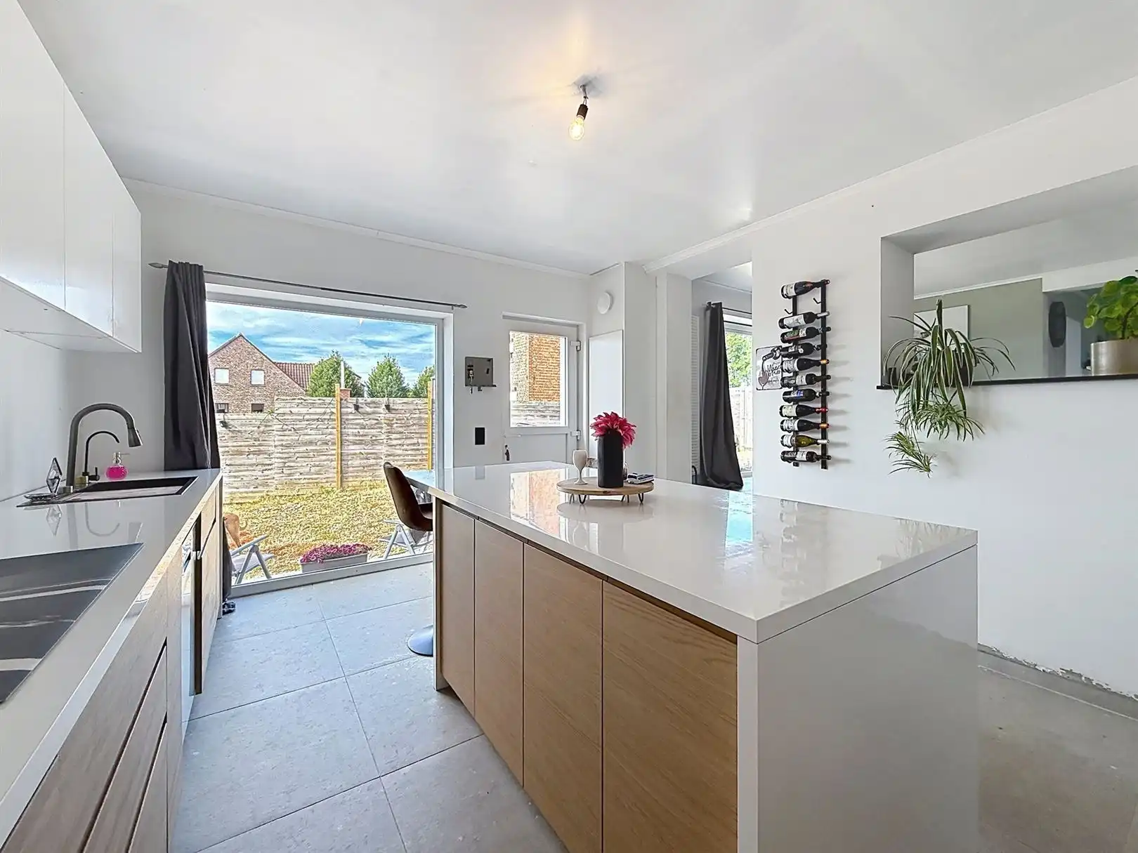Gerenoveerde woning, 3 slpks, 2 bdks, opp 15a 80ca foto 18