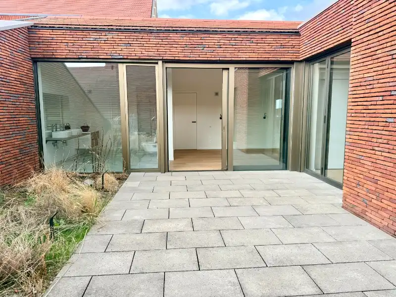 PENTHOUSE SERVICEFLAT MET 3 SLPK, 2 BADK, 2 TERRASSEN foto 14