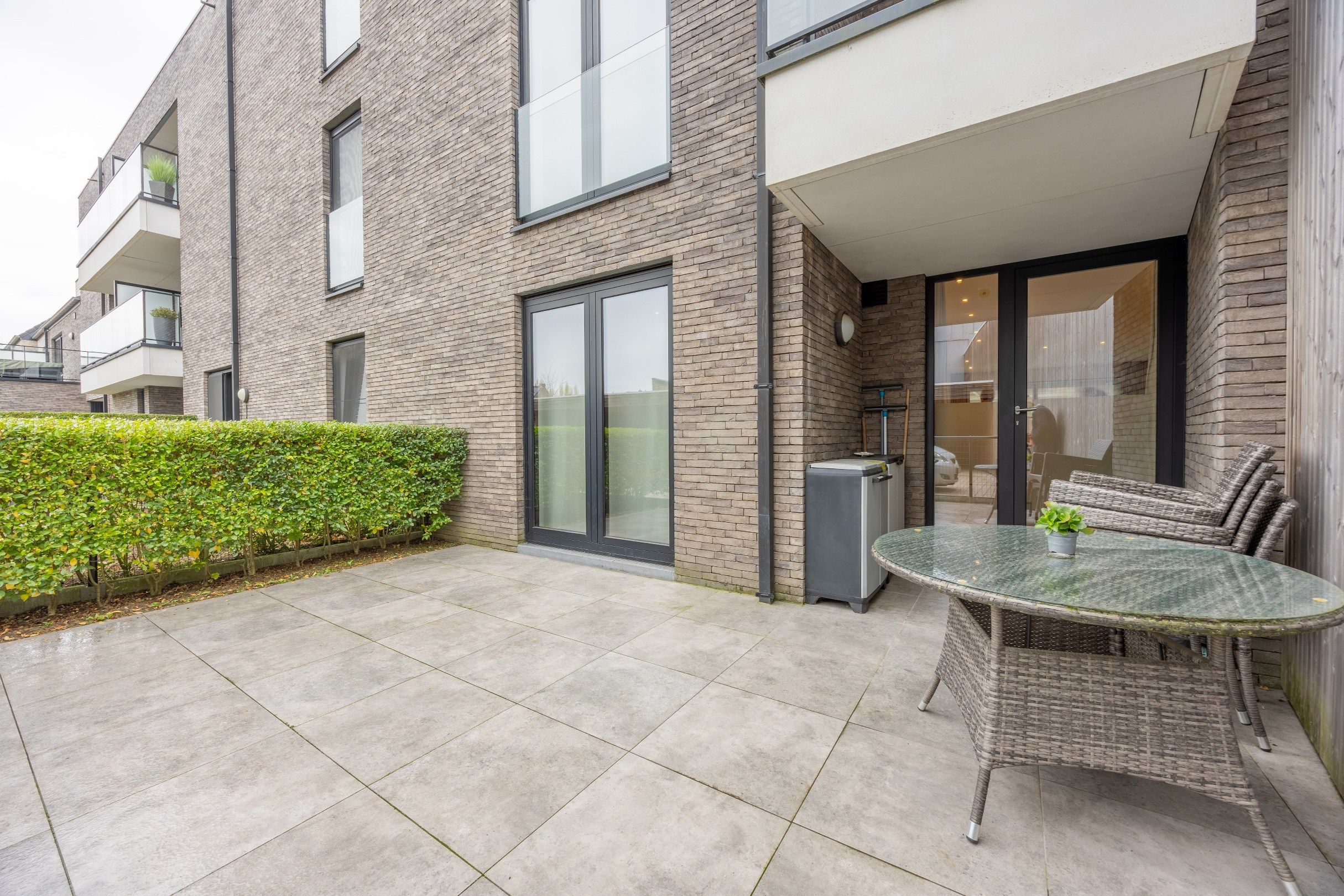 Gelijkvloers appartement met 2 slaapkamers en terras! foto 7