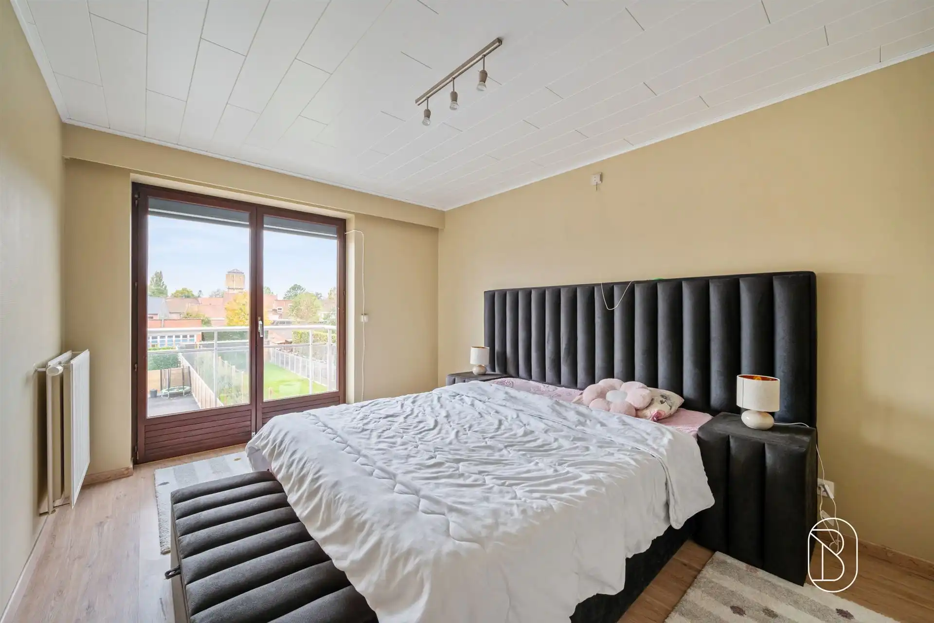 Ruim appartement met 3 slpk en 2 terrassen in Roeselare foto 9