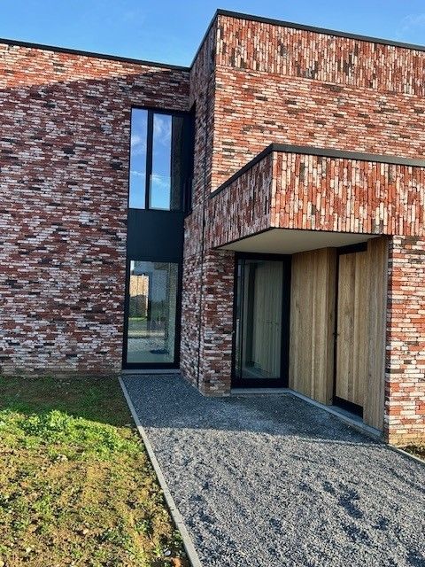 Nieuwbouwwoning met 3 slaapkamers in Bilzen-Hoeselt foto {{pictureIndex}}