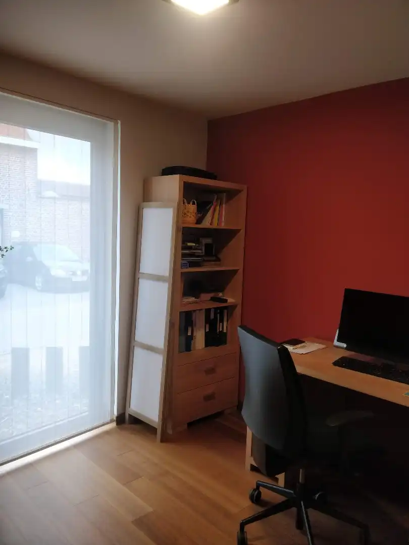 Gelijkvloersappartement met twee slaapkamers en binnentuin foto 12