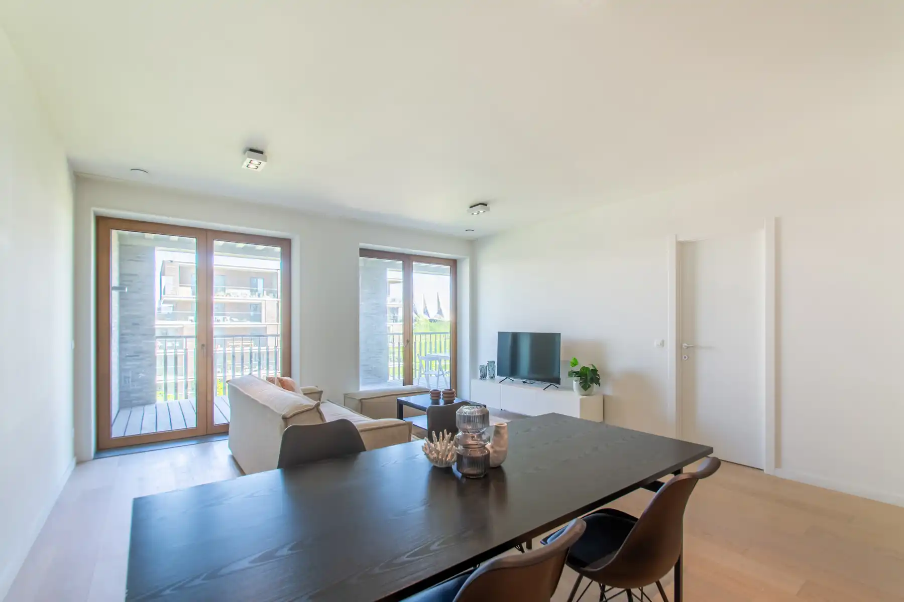 Prachtige 1 slaapkamer appartement met parkzicht foto 4