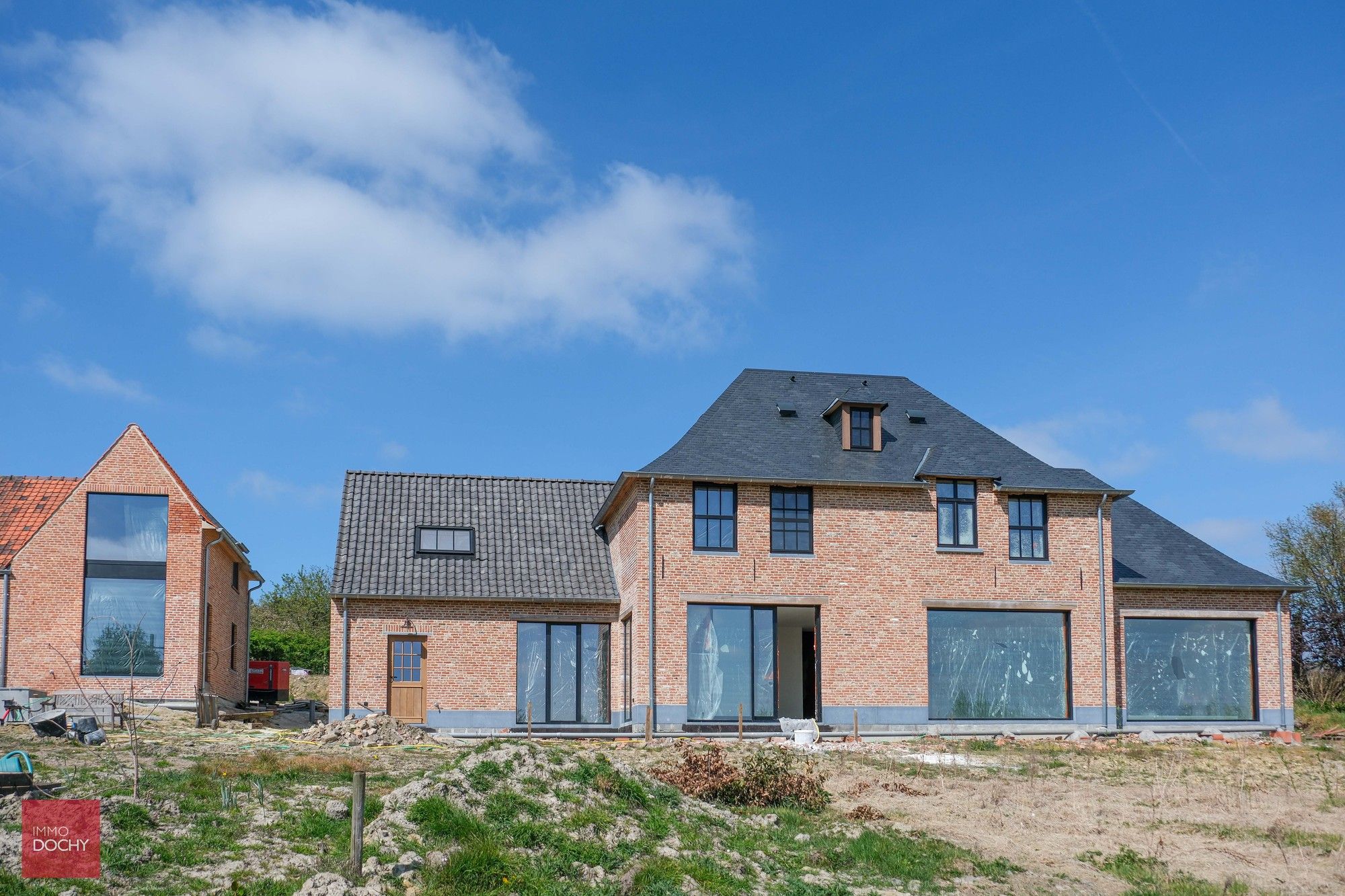 NIEUWGEBOUWDE RUIME CASCO-VILLA met prachtig vergezicht foto 3