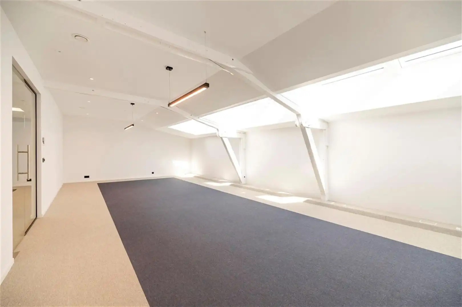 CONGRES 1: 600m² foto 4