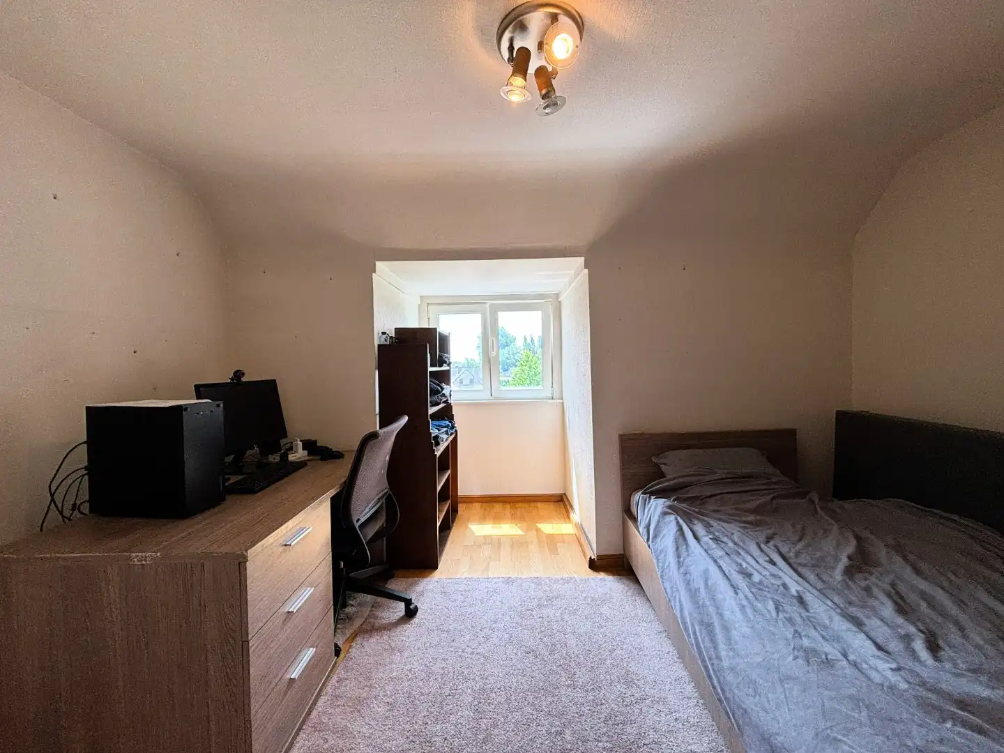 Ruime gezinswoning te huur centrum Roeselare foto 20