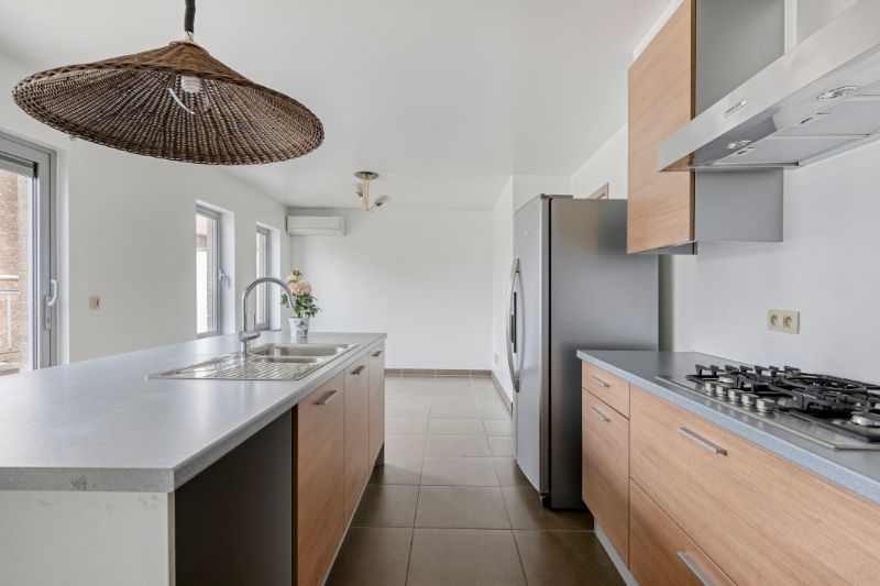 Centraal gelegen en instapklaar 2-slaapkamerappartement met terras in Mechelen foto 2