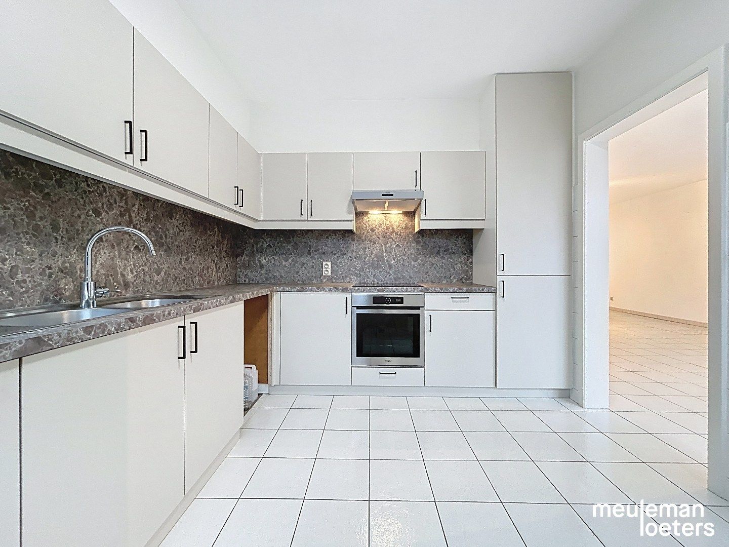 luchtig appartement met garage foto 5
