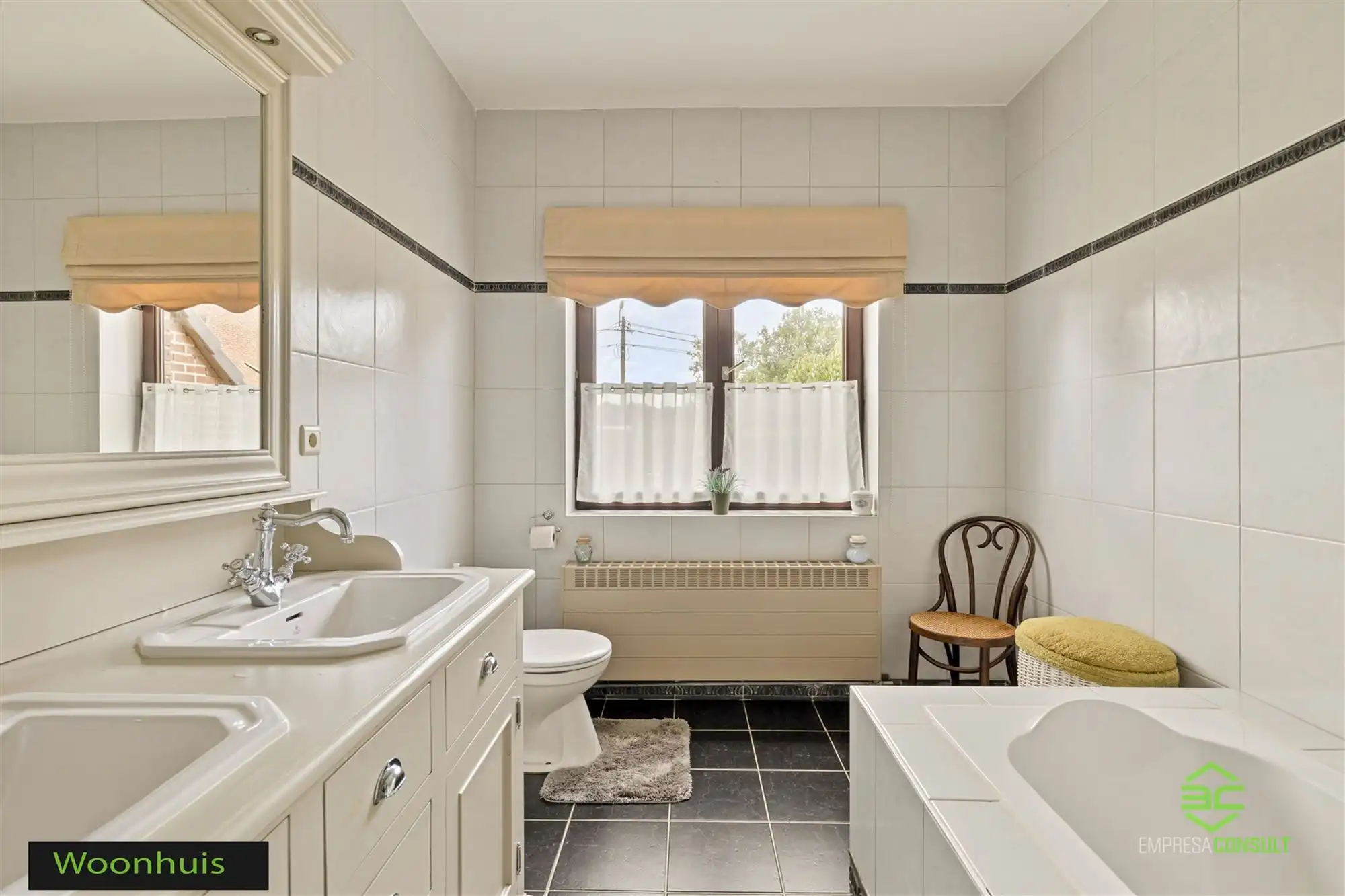 Ruime woning met 8 slpk + 1 magazijn op 21a 24ca! foto 20