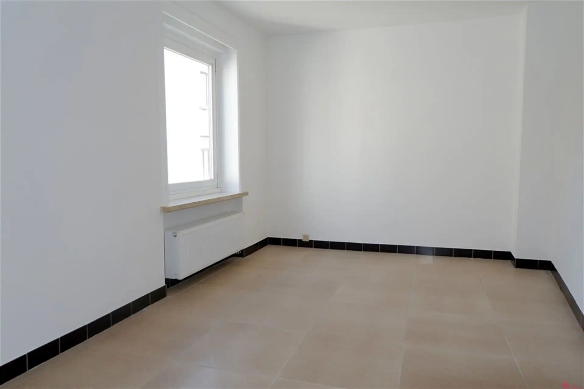 Appartement dicht bij centrum & station Kortrijk foto 7