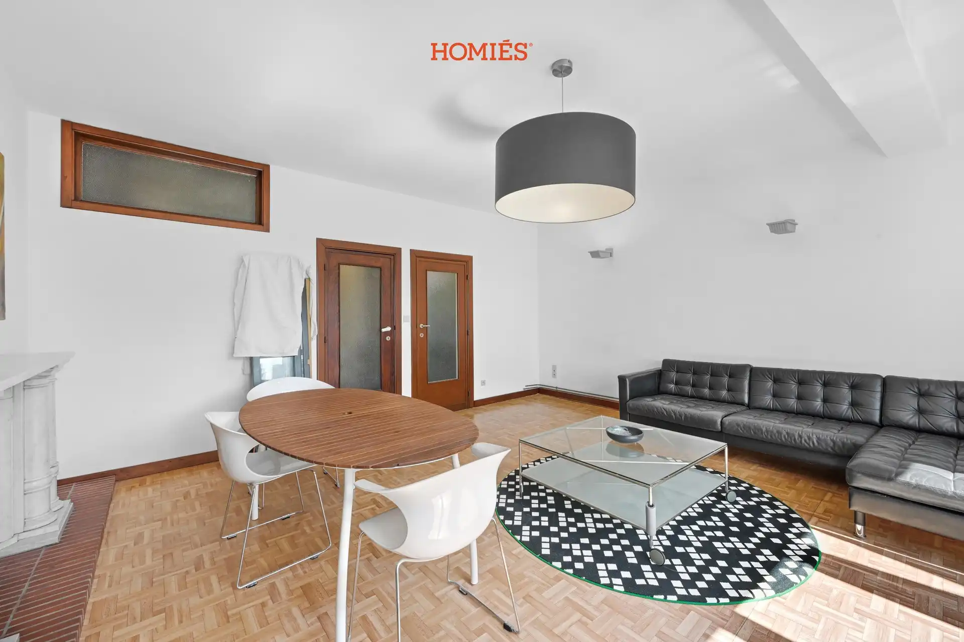 Instapklaar 2-slaapkamerappartement met uniek uitzicht foto 10