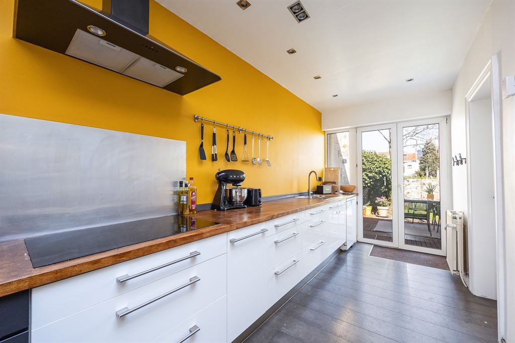 Authentieke woning met 4 slpk en grote tuin foto 4