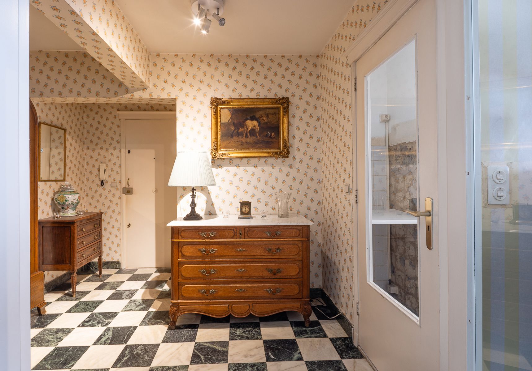 Ruim appartement met drie slaapkamers  foto 8
