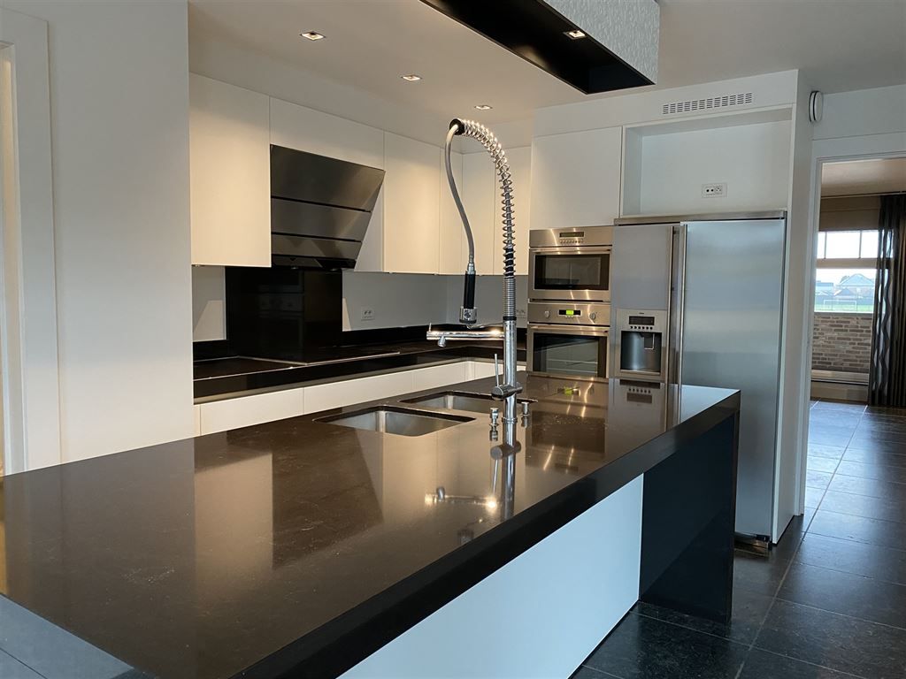 Luxueus afgewerkt penthouse / duplexappartement foto 25