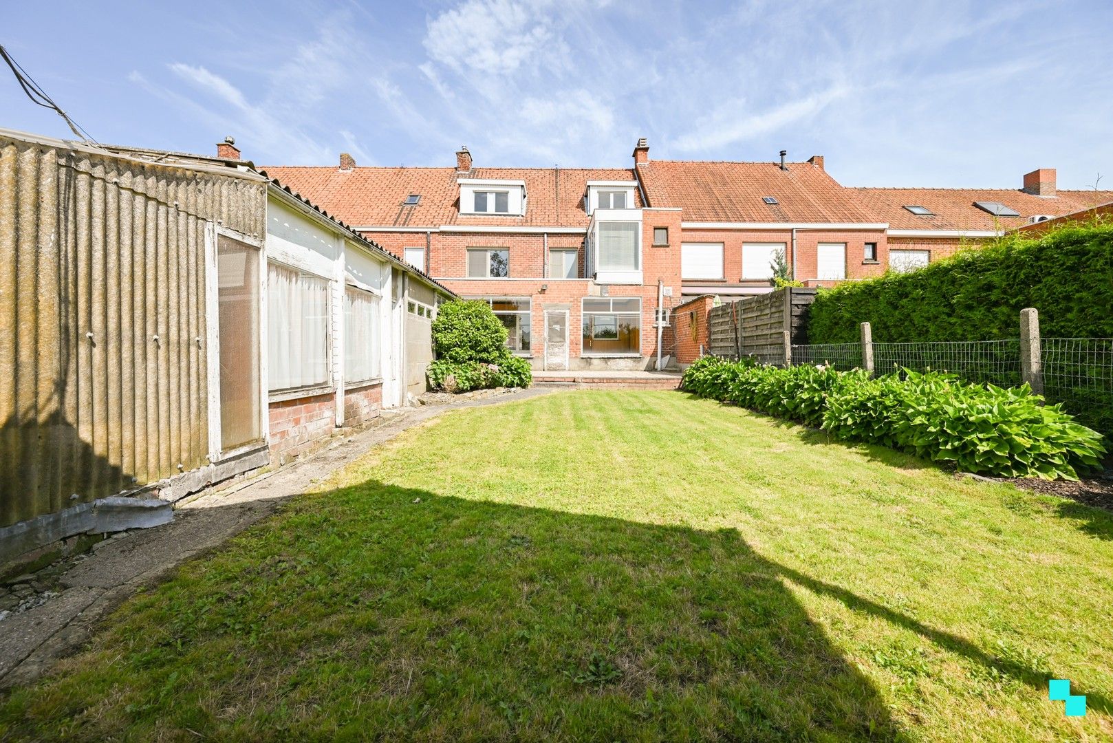 Rustig gelegen, ruime woning nabij centrum Izegem foto 15