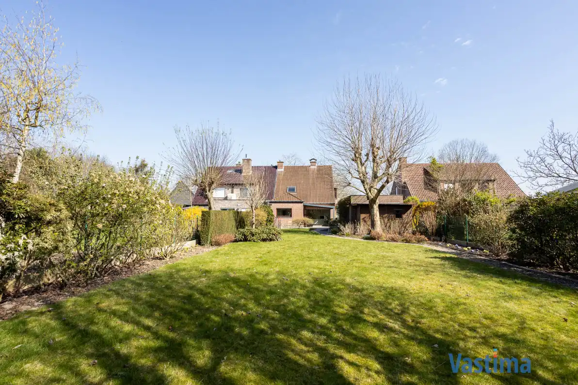 Instapklare gezinswoning met zonnige tuin, garage en topligging nabij centrum Aalst foto 27